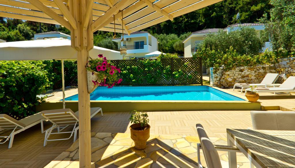 Thassian Villas Limenas  Habitación foto