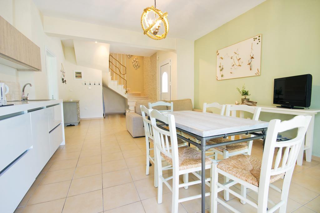 Thassian Villas Limenas  Habitación foto